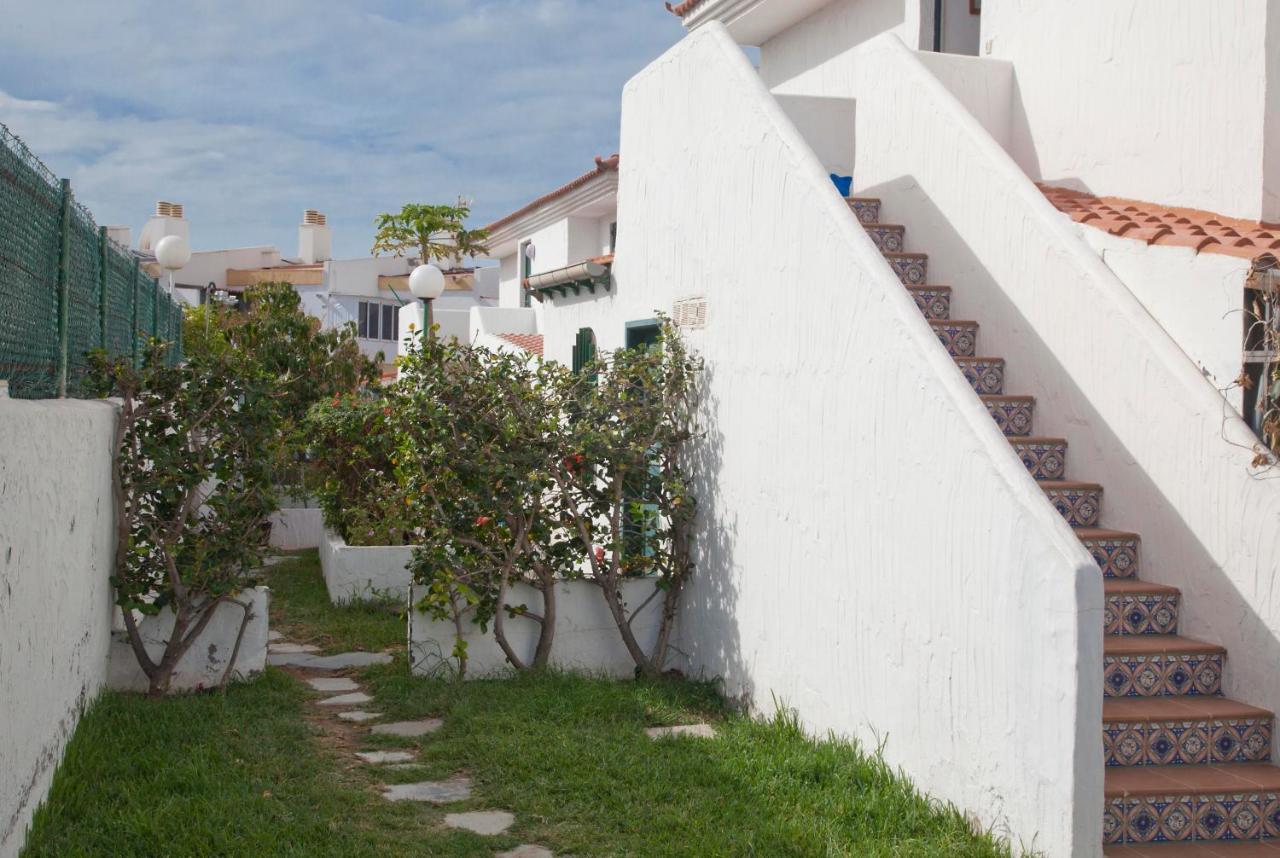 Apartamentos Las Gavias San Agustín Extérieur photo